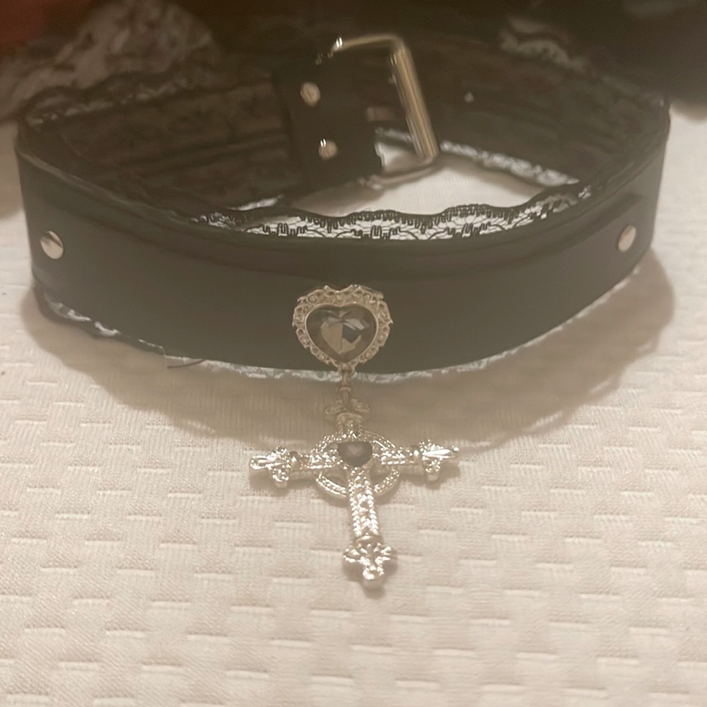 Black choker with cross
